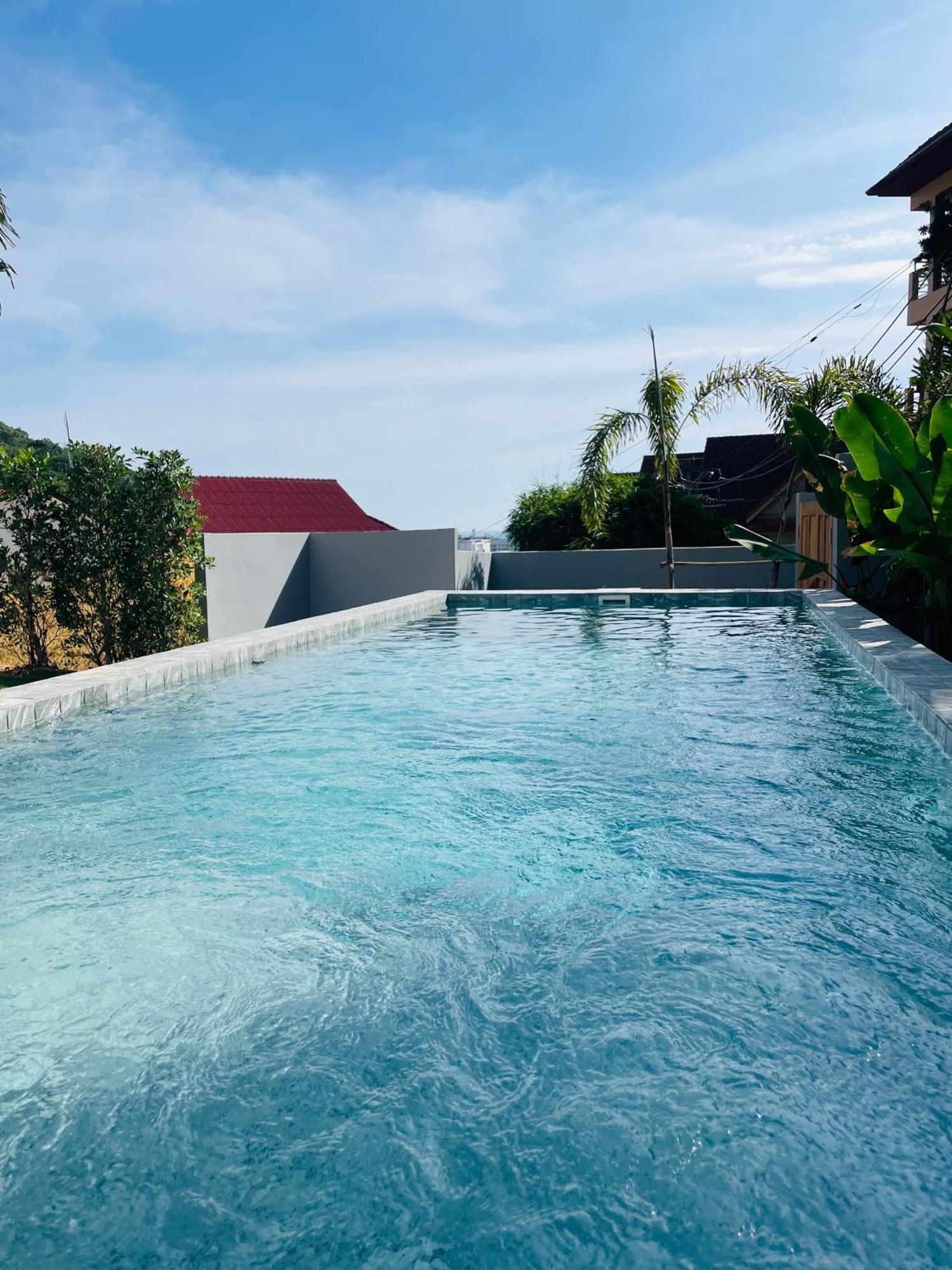 Baan Saint-Tropez Seaview Villas Kata Beach Екстериор снимка